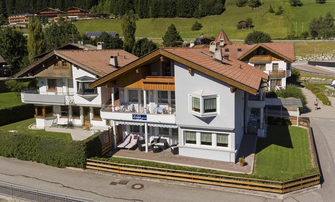 Appartments Lercher Irma San Candido Exterior foto