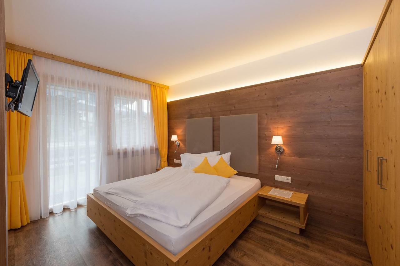 Appartments Lercher Irma San Candido Exterior foto